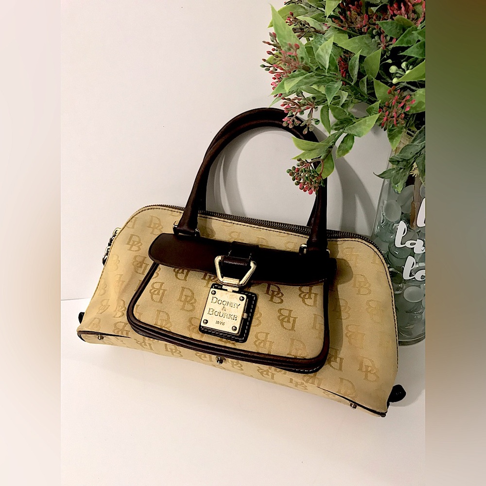 FUC. Rehab Vintage Dooney & Bourke